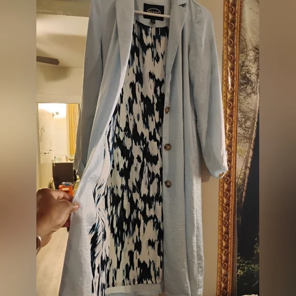 Light Blue silkyLong Coat with Blue White inner lining 17 inc p2p 45 inch long - Picture 10 of 12